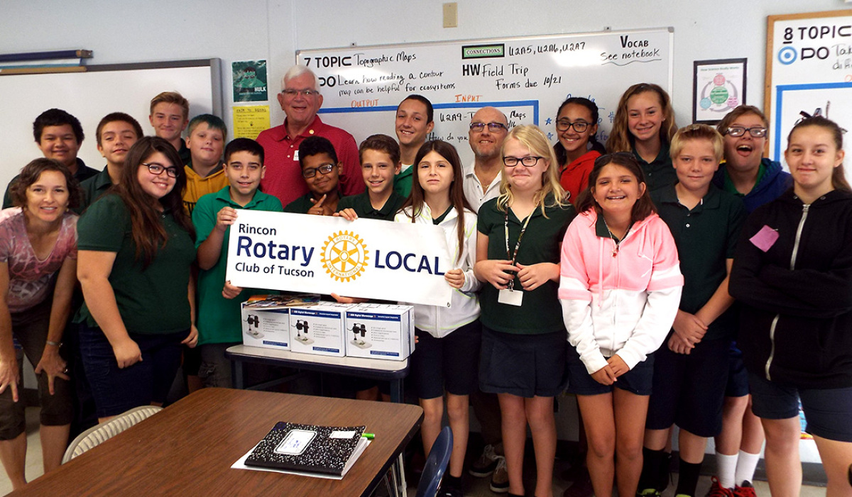 Tucson Country Day School looks at the little things with help from the Rincon Rotary.